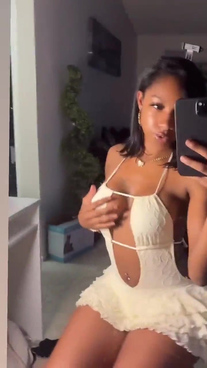 Cooking with kya aka Kya Renee HOT Video Nude Sexy Body Leaked